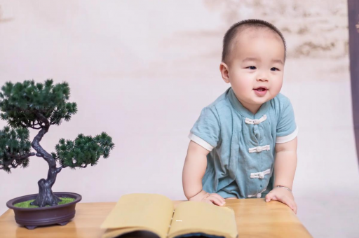仁怀孕妇显怀是几个月